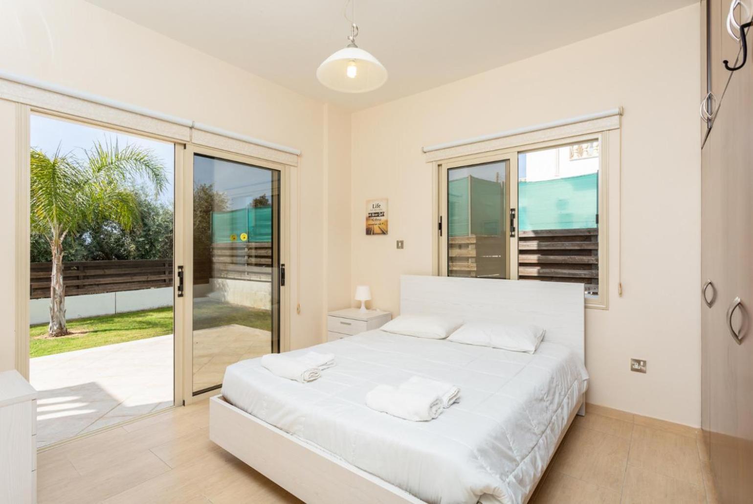 Villa Rose Paphos Exteriör bild