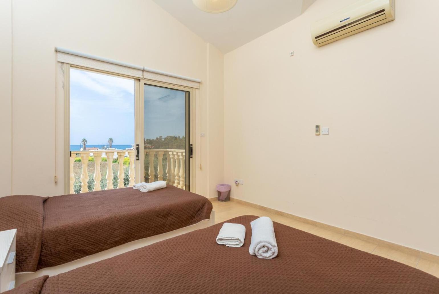 Villa Rose Paphos Exteriör bild