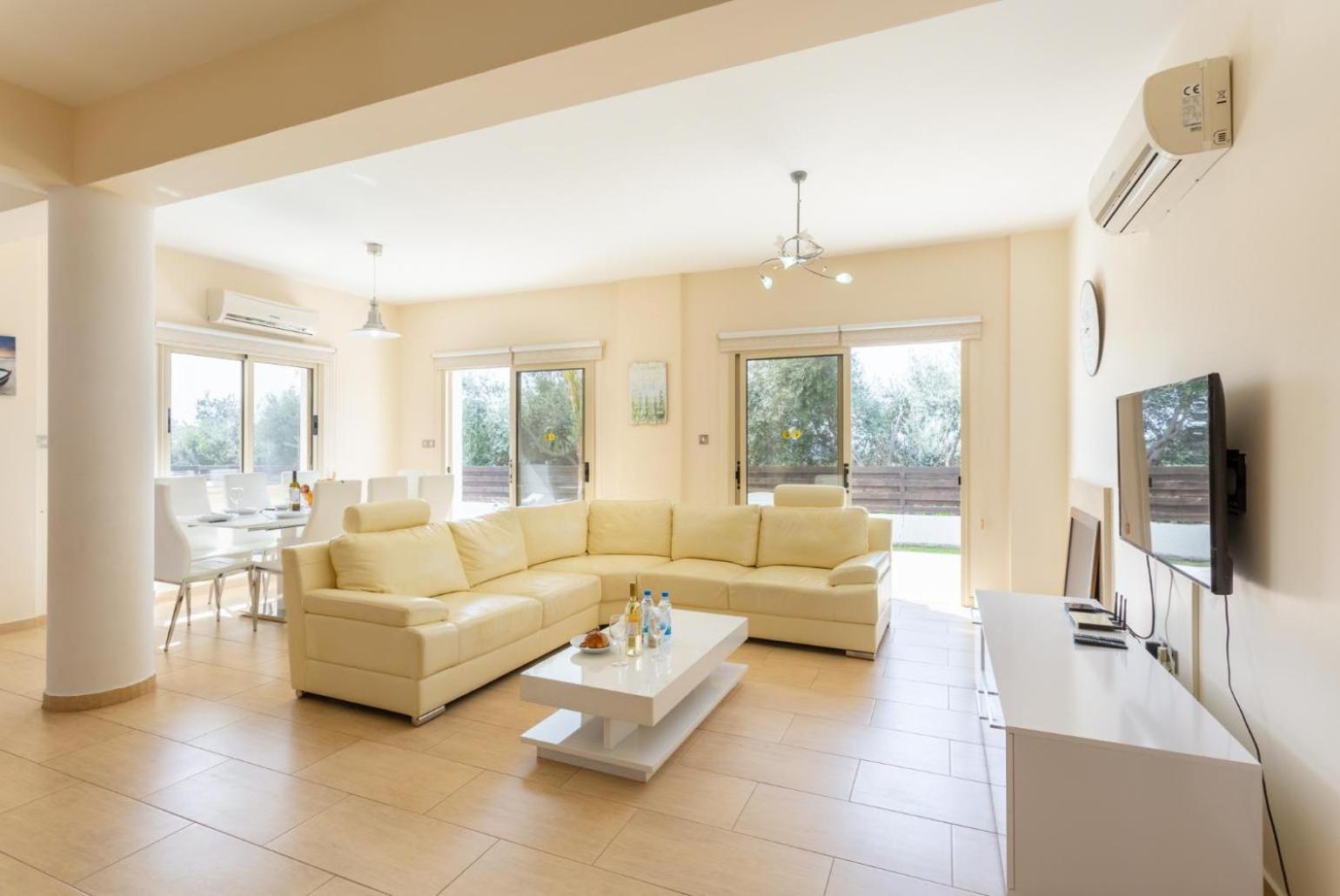 Villa Rose Paphos Exteriör bild